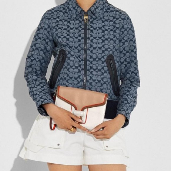 $169 *NEW* COACH Wristlet Slip Tab Closure - Picture 8 of 8